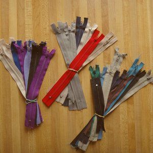 Lot of 24 Vintage Sewing Zipper Various Colors Lengths